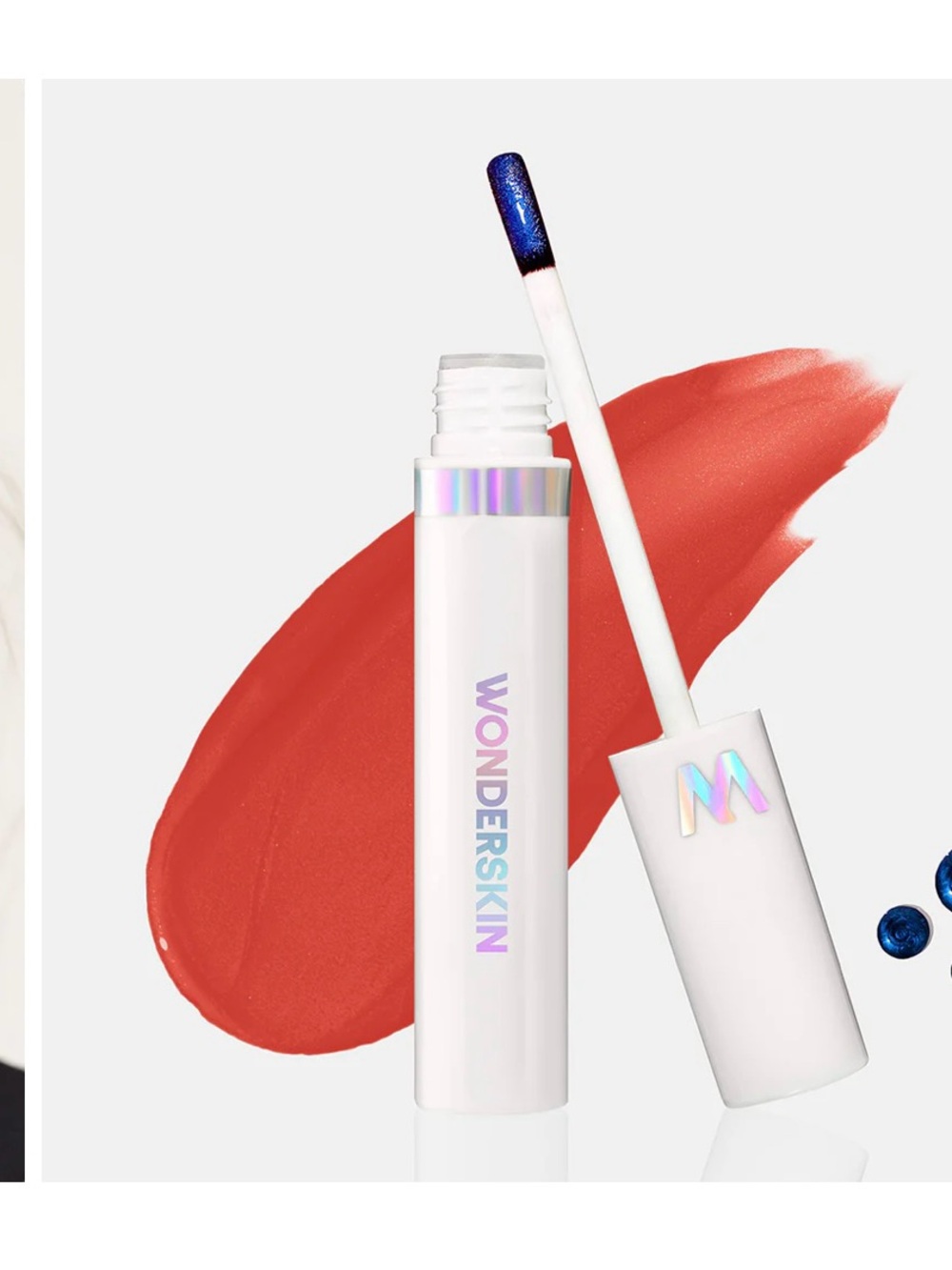 WONDERSKIN BLADING ALL DAY LIP-STAIN  shade : GLAMOROUS ( classic red ).